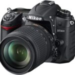 Le Nikon D7000 est le reflex numérique pour les amateurs passionnés d'image aussi bien photo que vidéo, pour une consommation sans limite